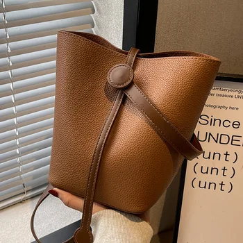 Высококачественная маленькая сумка осень и зима 2023, новая модная женская сумка через плечо, нишевая переносная сумка-ведро, коричневая сумка