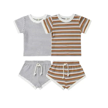 Летний комплект одежды для младенцев, хлопковый трикотажный костюм в полоску с коротким рукавом для мальчиков и девочек, Повседневная футболка, Топ и шорты для новорожденных
