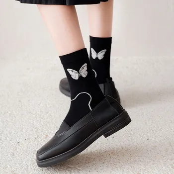 Носки, Женские красивые Хлопчатобумажные носки с принтом бабочки, Простые повседневные носки JK, Модные универсальные носки в тюбике в стиле колледжа K118